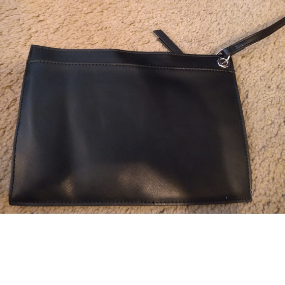 BNWT - CALVIN KLEIN - BLACK WALLET - SMALL SADDLE BAG - Picture 2 of 6